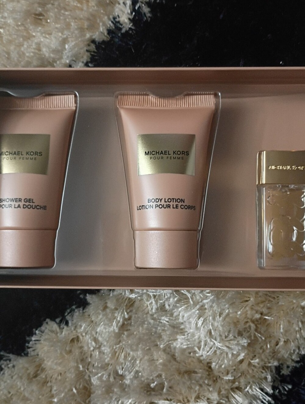 Michael Kors Pink and Gold Body Wash Packaging